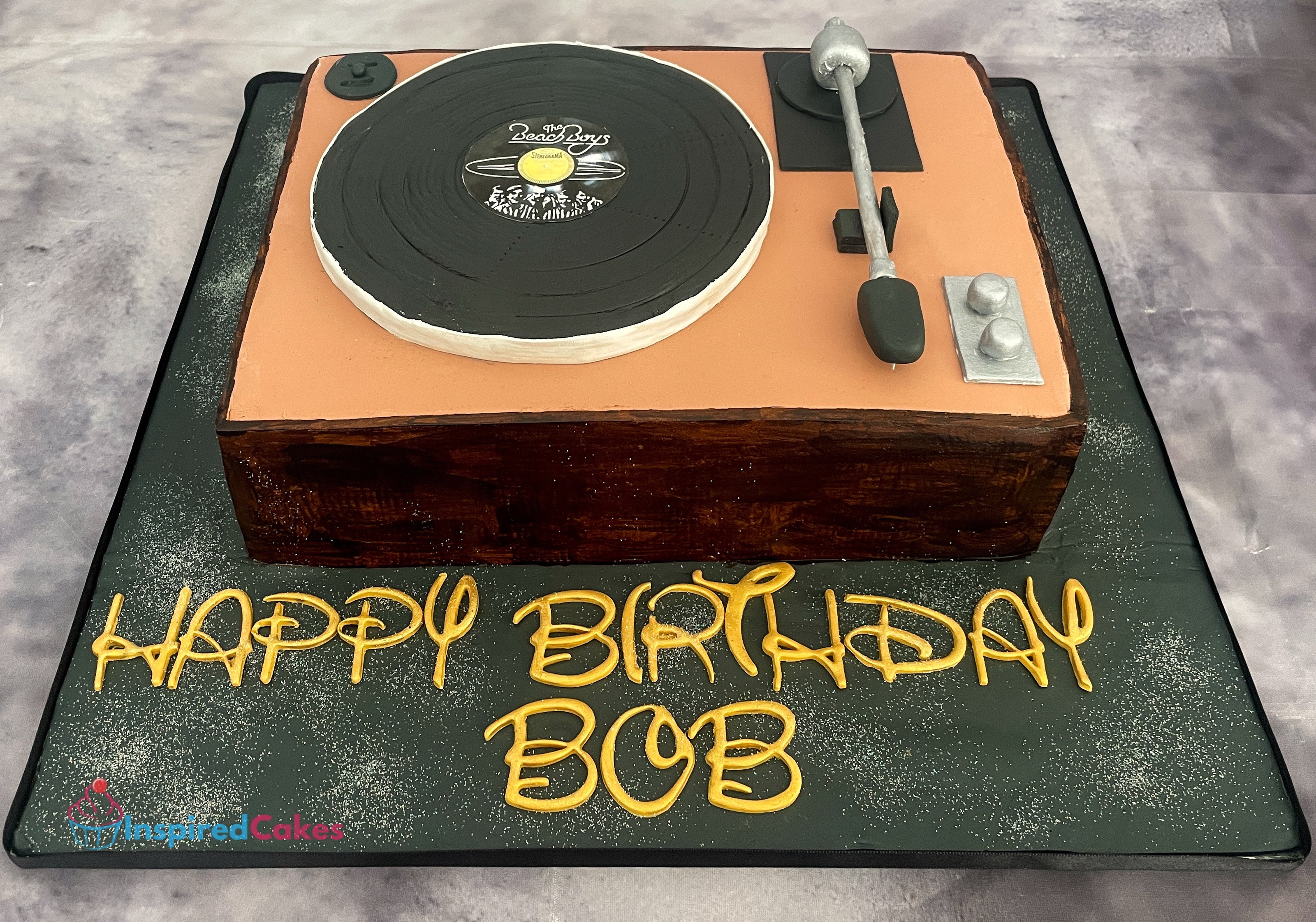 3D Cake shaped as Vinyl Record Player