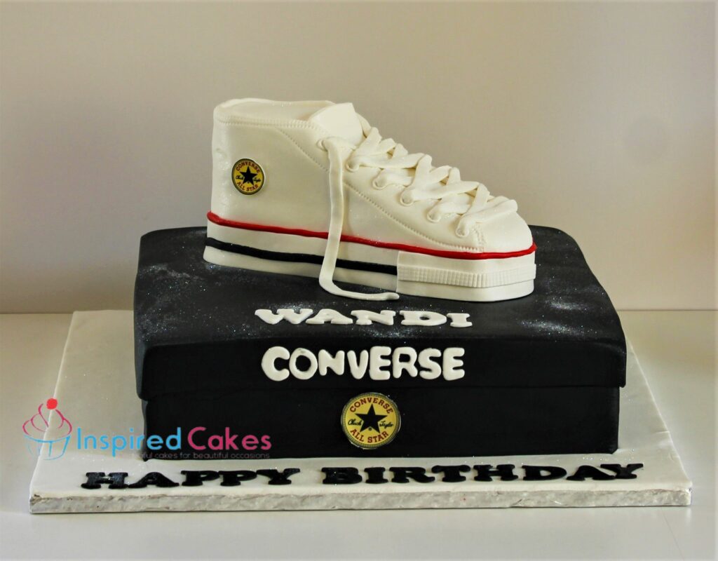 Converse tekkies sneaker 3D cake