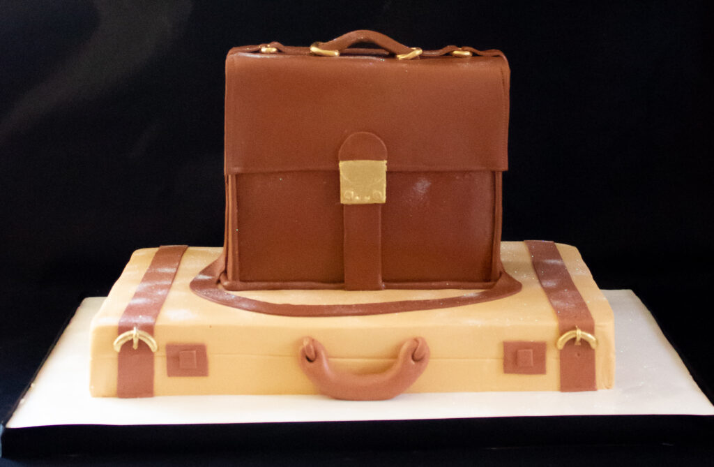 Briefcase and satchel 3D cake